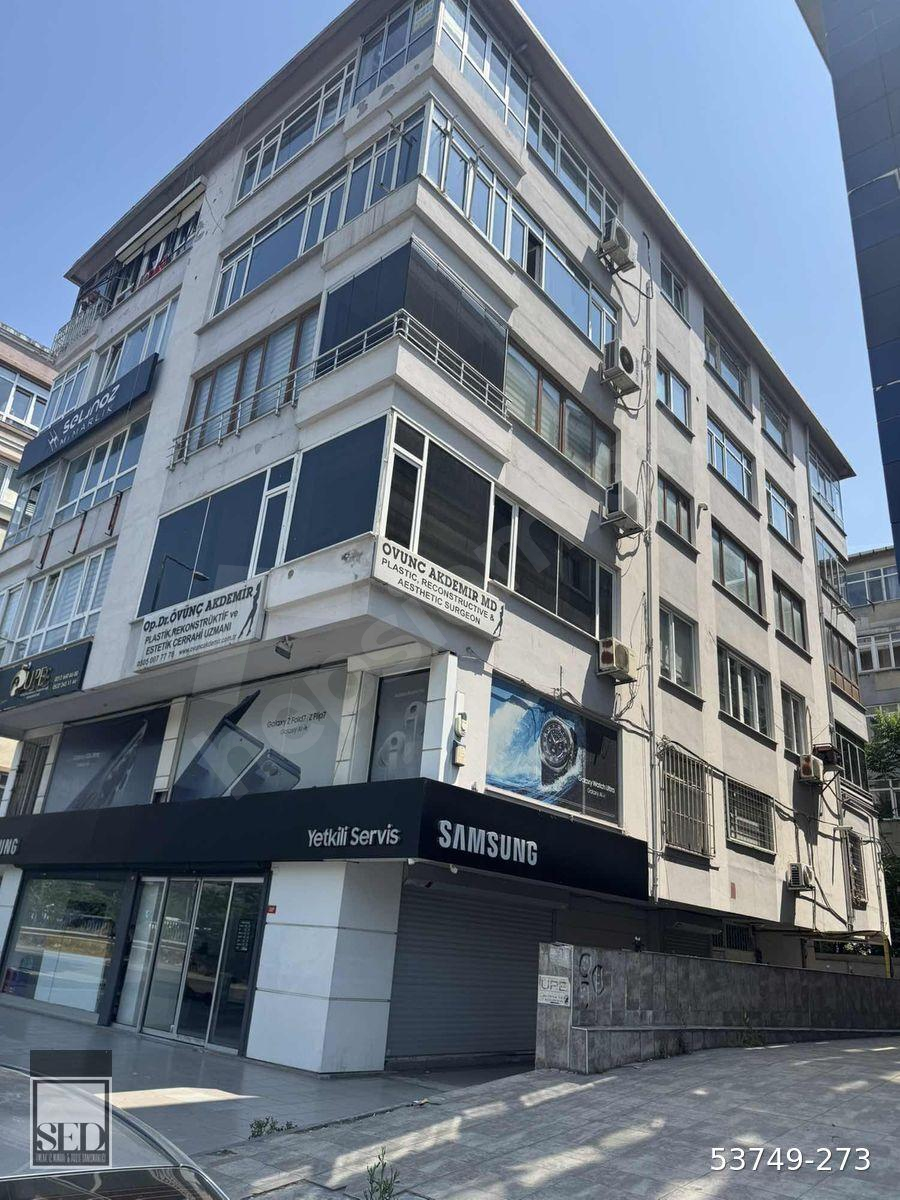 SED EMLAK'tan BAKIRKÖY İNCİRLİ CADDESİNDE FIRSAT DAİRE