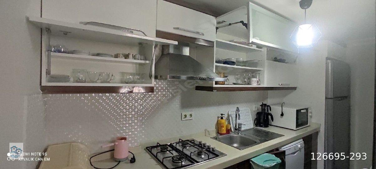 Ayvalık, Armutçuk'ta Merkezi Isıtmalı1+1 65 m2 Kiralık Daire