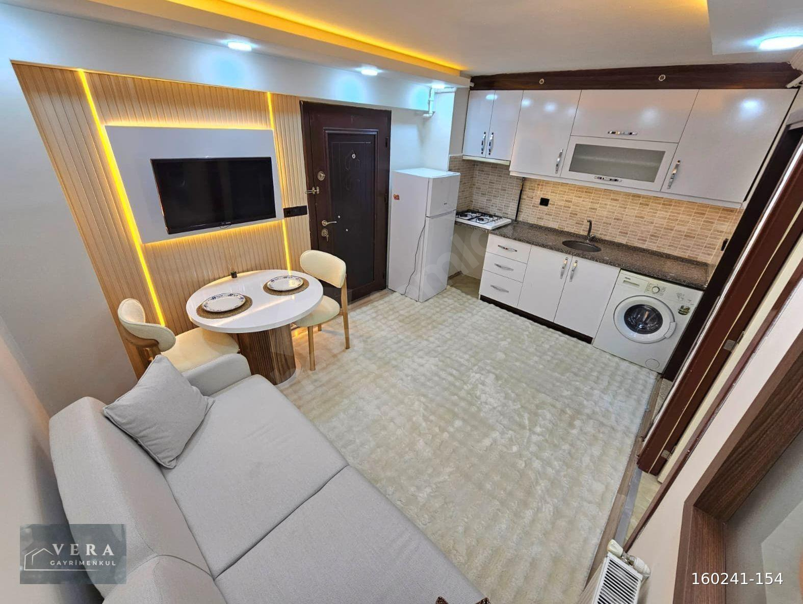 VERA'DAN ARA KAT BALKONLU FIRSAT APART