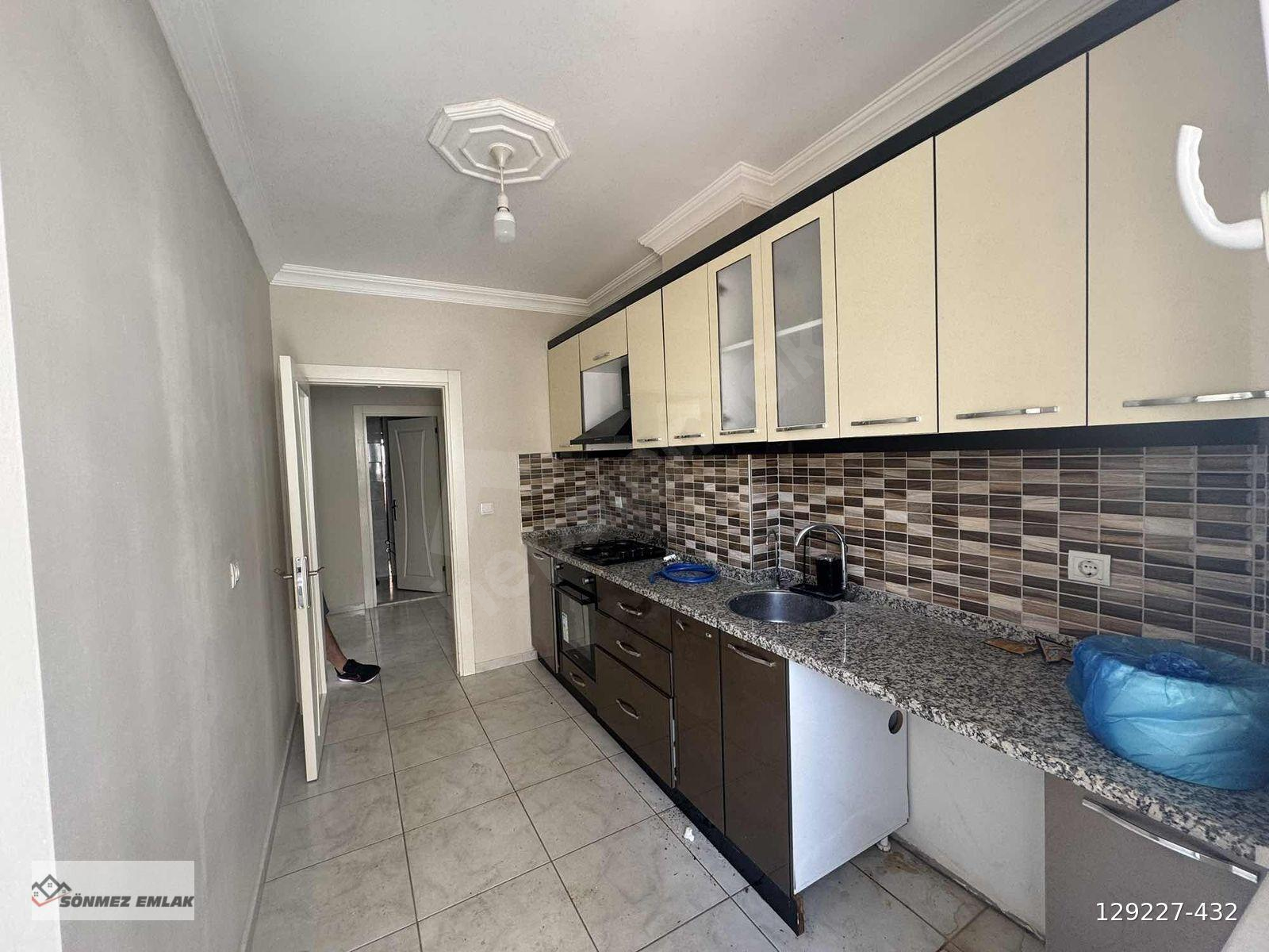 KÜTÜKÇÜ DE 2+1 90 M GD CEPHE KREDİ SORUNSUZ 1 KAT DAIRE