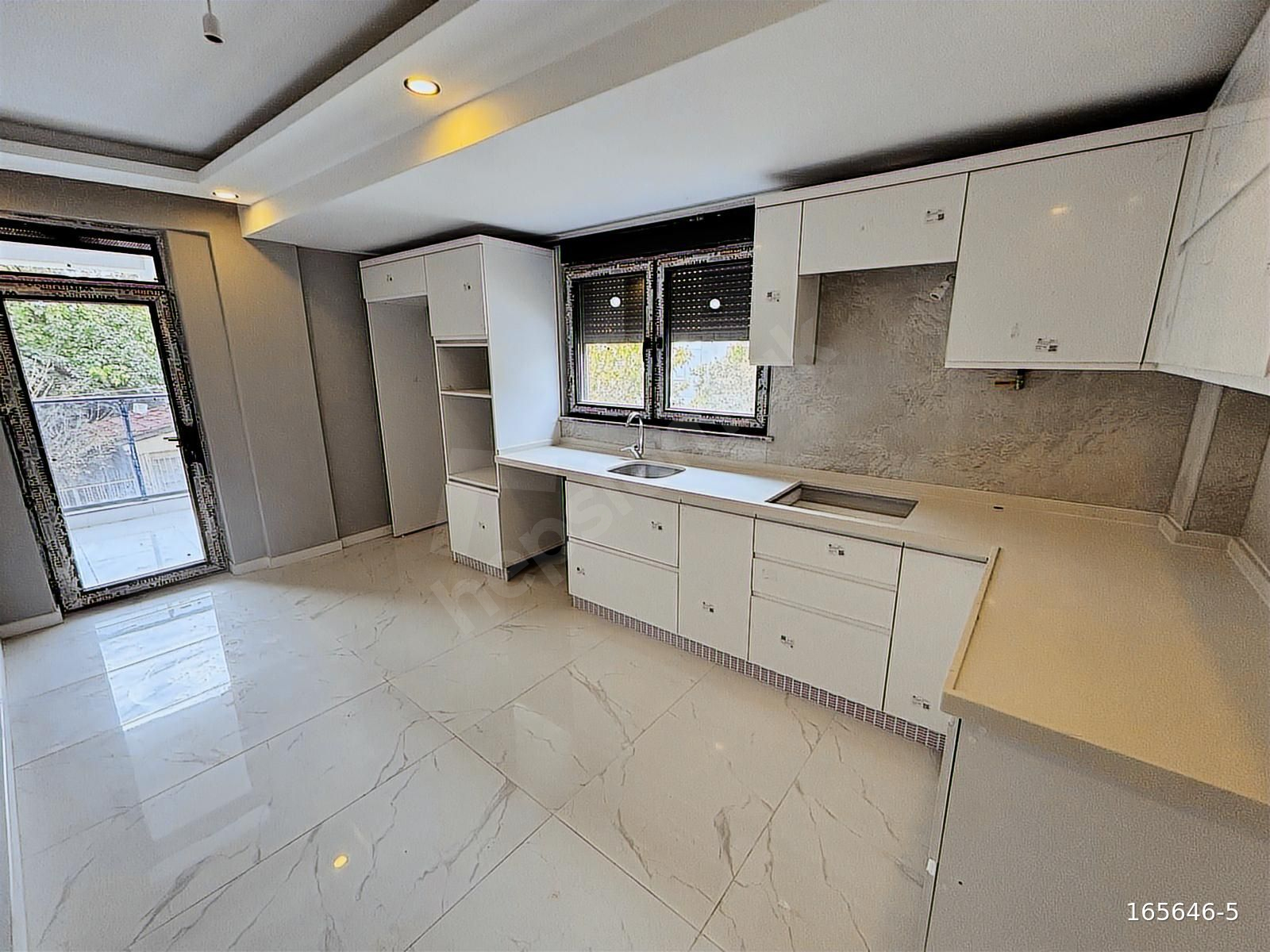 ULUÖNDER MAH. ÖZEL GARAJLI ULTRA LÜX SATILIK 3+1 DAİRE
