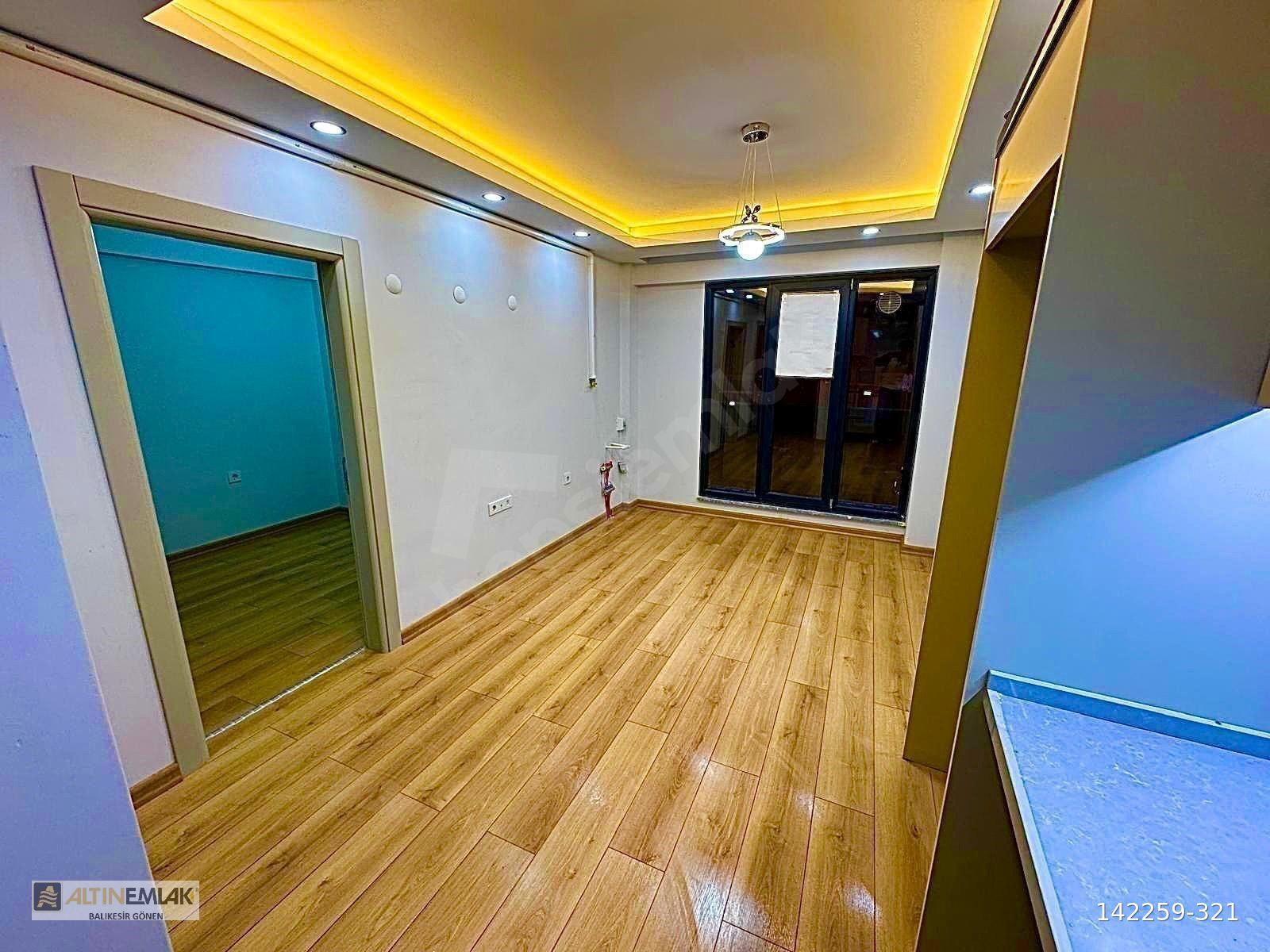 BALIKESİR BANDIRMA BELEDİYE KARŞISI MODERN SATILIK 1+1 DAİRE
