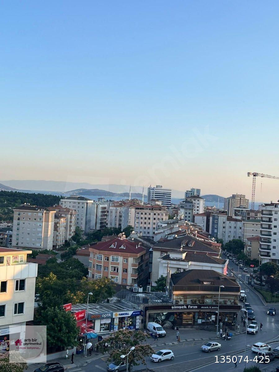 Panaromik Adalar ,Şehir Manzaralı Satılık 3+1 Daire