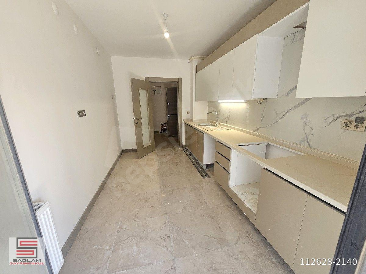 ANTAKYA MERKEZ DE 600 KONUTLARDA SITE ICERISINDE SIFIR 3+1 ARA KAT SATILIK