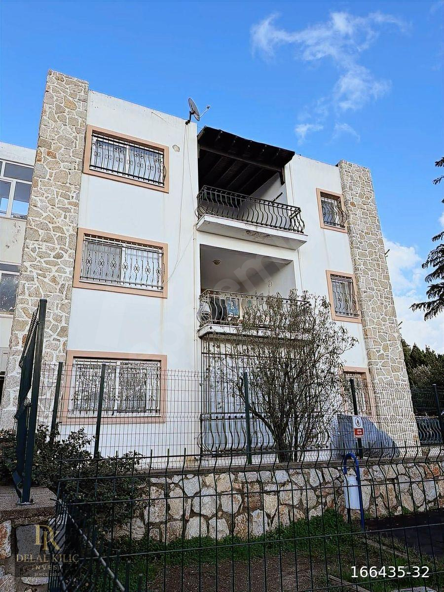 BODRUM ALT KONACIK TA 3+1 ÜST KAT DAİRE