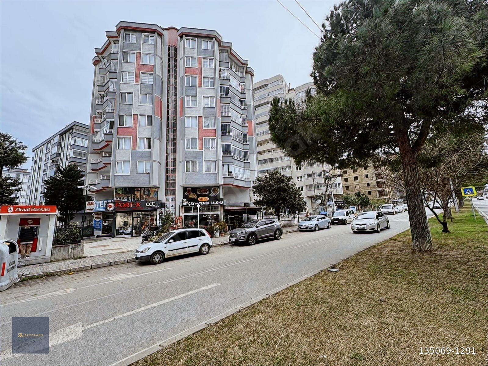 MUHTEŞEM KONUMLU GENİŞ CAM BALKONLU AÇIK OTOPARKLI SATILIK DAİRE