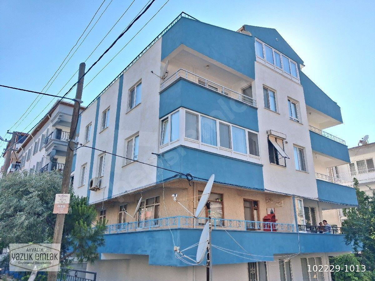 Yazlık emlak'tan sarımsaklı plajına 80 mt mesafede 4+1 dubleks daire