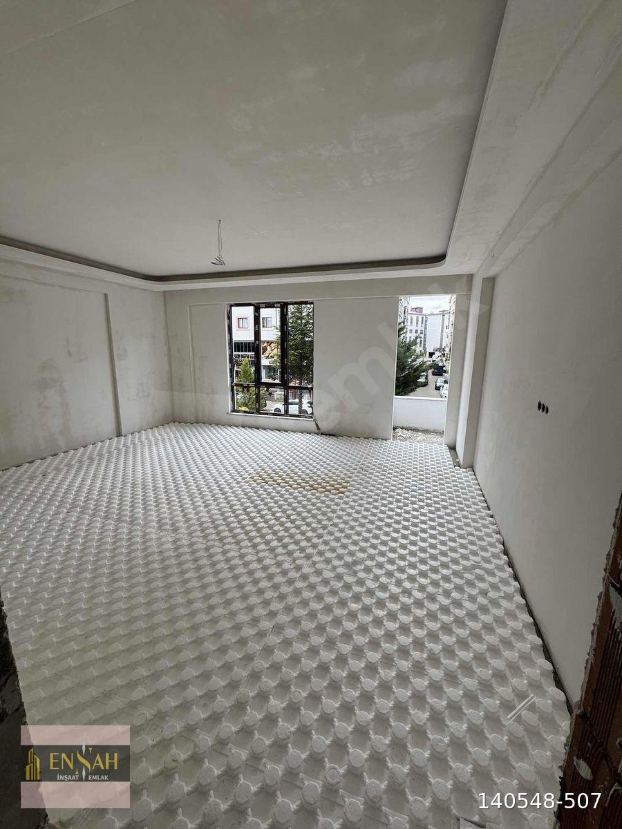 EN&ŞAH'TAN UYDUKENT ANA CADDEDE SATILIK SIFIR DAİRE