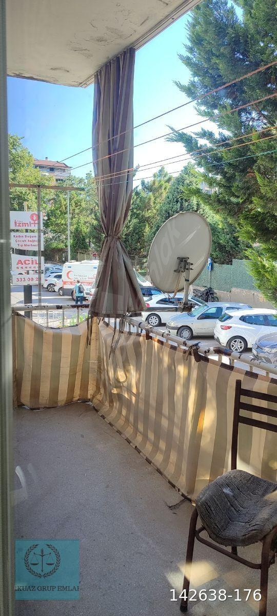 İZMİT ÇARŞI MERKEZİ KONUMDA KİRALİK ARAKAT DAİRE