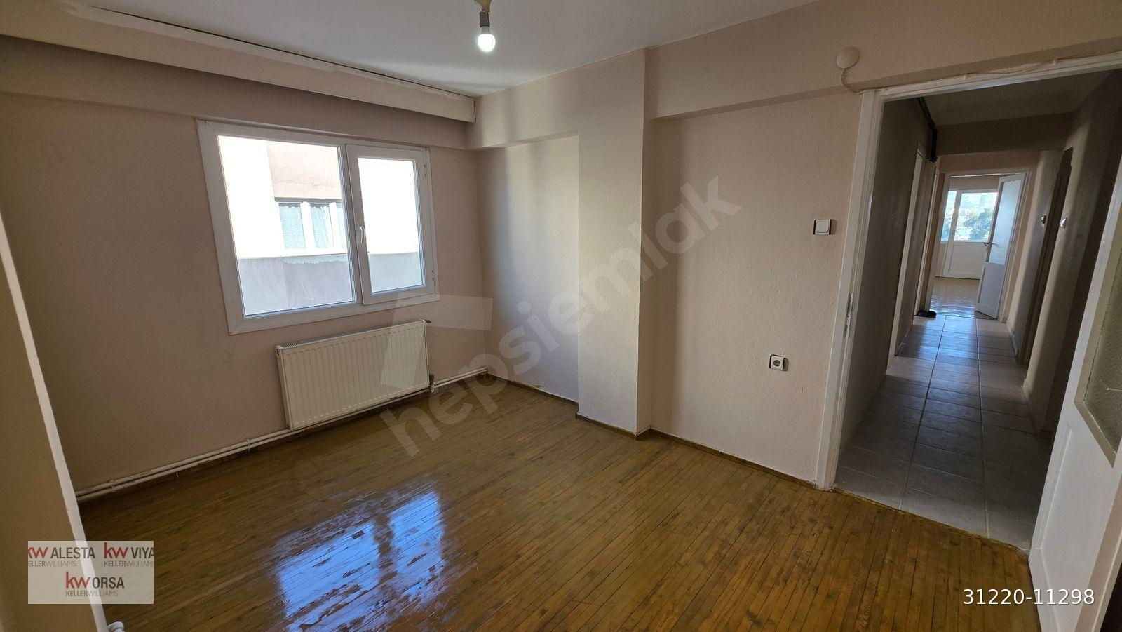 Bornova Kazımdirik'te Önü Açık Masif Parkeli Kiralık 3+1