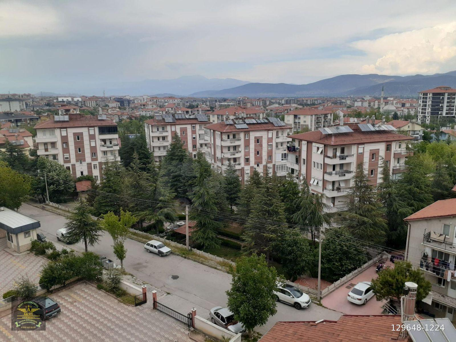 ISPARTA MERKEZ AYAZMANA MAHALLESİN'DE FERAH 3+1 KİRALIK DAİRE