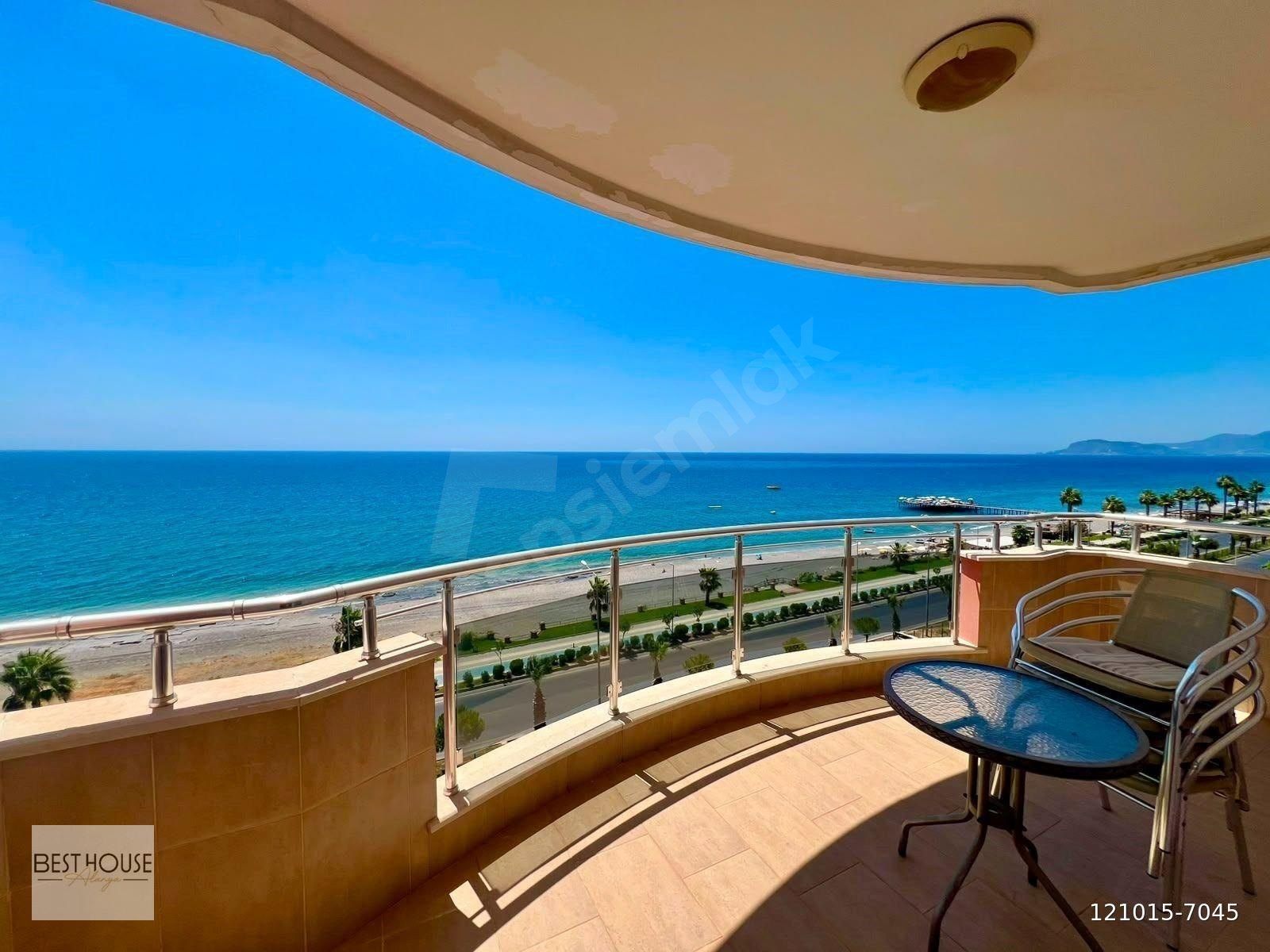 ALANYA MAHMUTLARDA MUHTEŞEM DENİZ MANZARALI ÖN ÇEPHE 2+1 SATILIK DAİRE