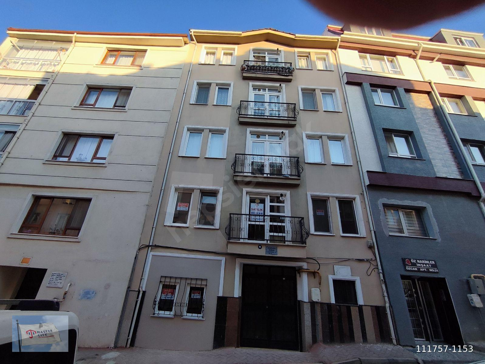YILDIZTEPE'DE, CADDE YAKINI, SATILIK 2+0 FIRSAT DAİRE