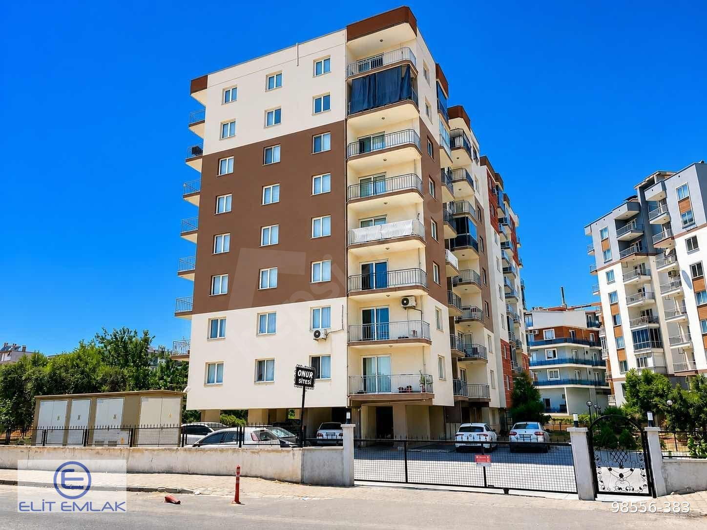 EFELER MAHALLESİ IŞIKLI YOLUNDA SATILIK FERAH 4+1 DAİRE