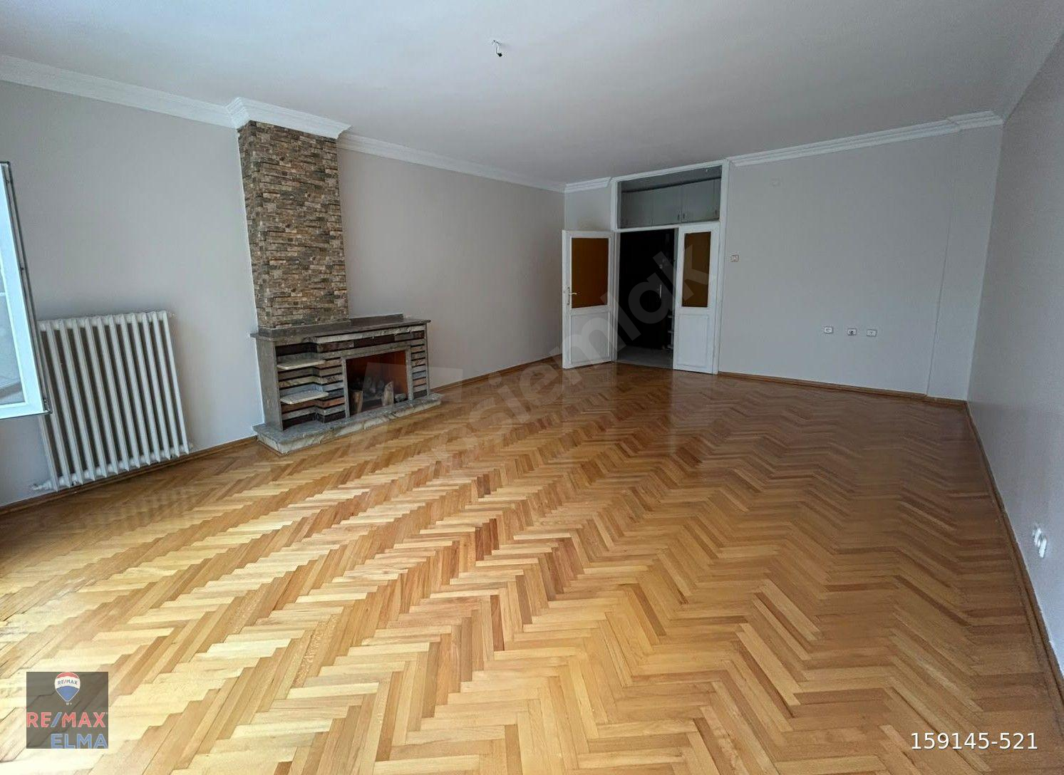 TUNALI BÜLTEN SOKAKTA 3+1 110 M2 1.KAT KİRALIK DAİRE
