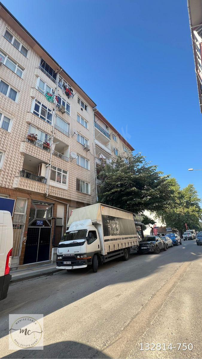 MERKEZDE SATILIK 3+1 FULL EŞYALI DAİRE