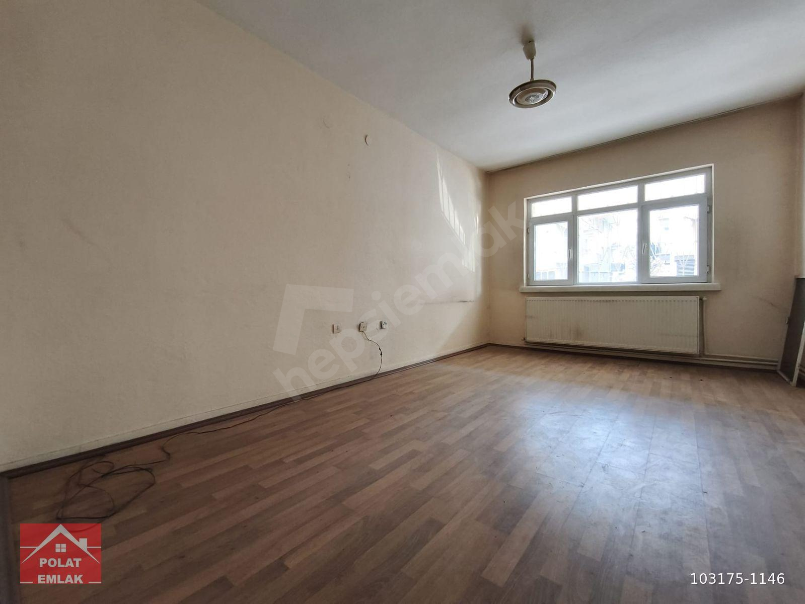 ETİMESGUT MERKEZDE 2+1 ÖN CEPHE ALTINDA DAİRE VAR YÜKSEK GİRİŞ