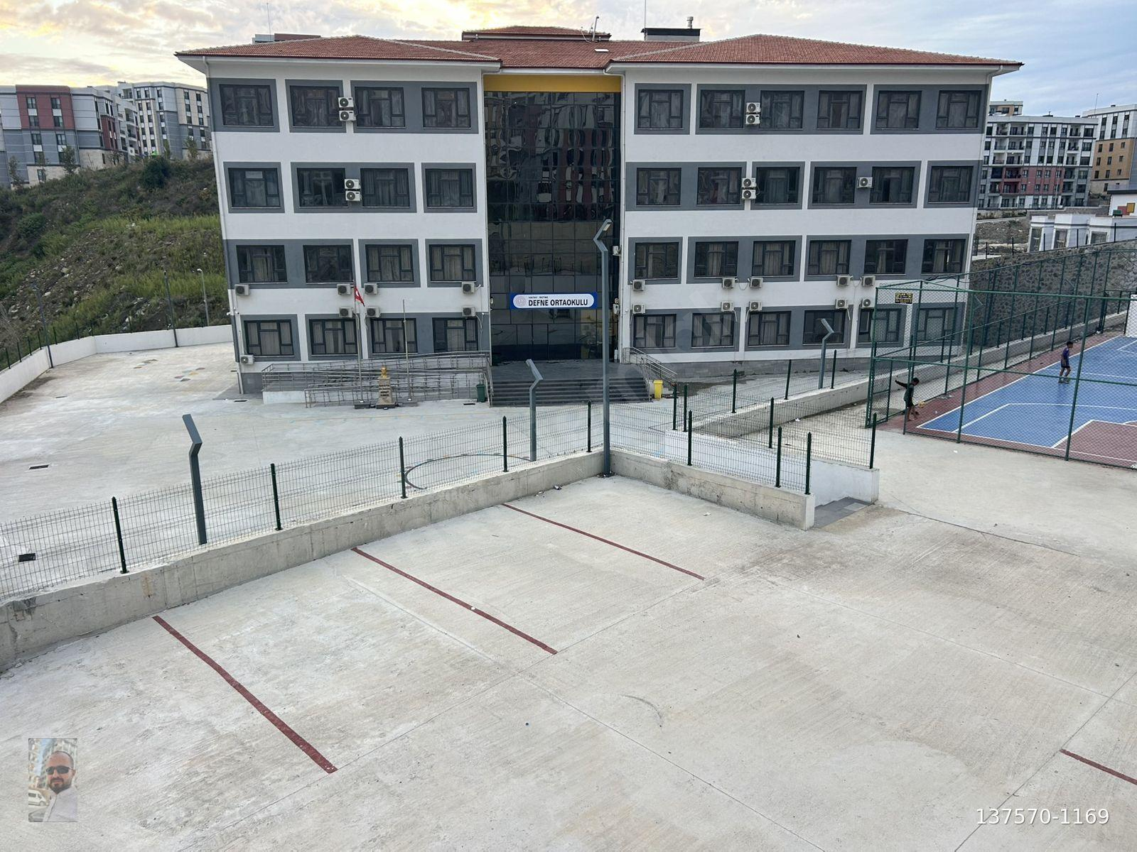 ORHANLI DA OKULUN HEMEN YANINDA 1.ETAPTA D20 BLOKTA 3+1 KİRALIK DAİRE