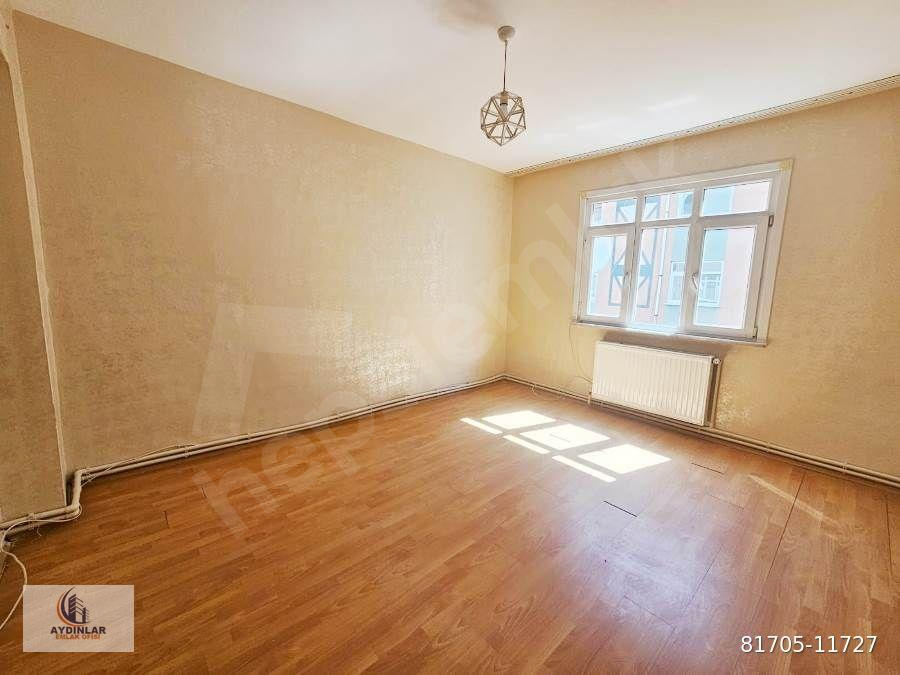 YENİBOSNA ÇOBANÇEŞMEDE KREDİYE UYGUN SATILIK 2+1 DAİRE