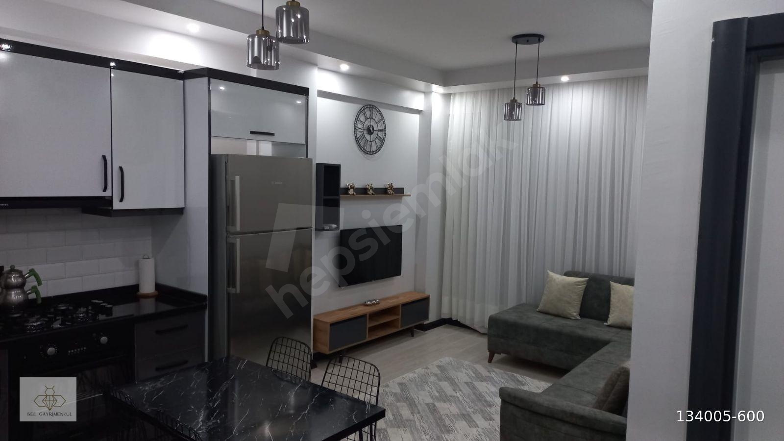 FULL EŞYALI MÜSTAKİL TADINDA KULLANIŞLI GENİŞ 1+1 DAİRE