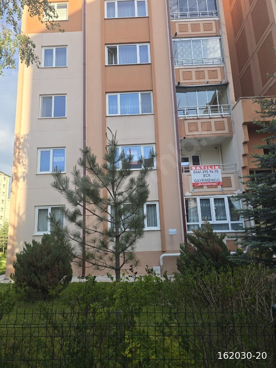 üniversite TOKİ de 3+1 kiralık daire