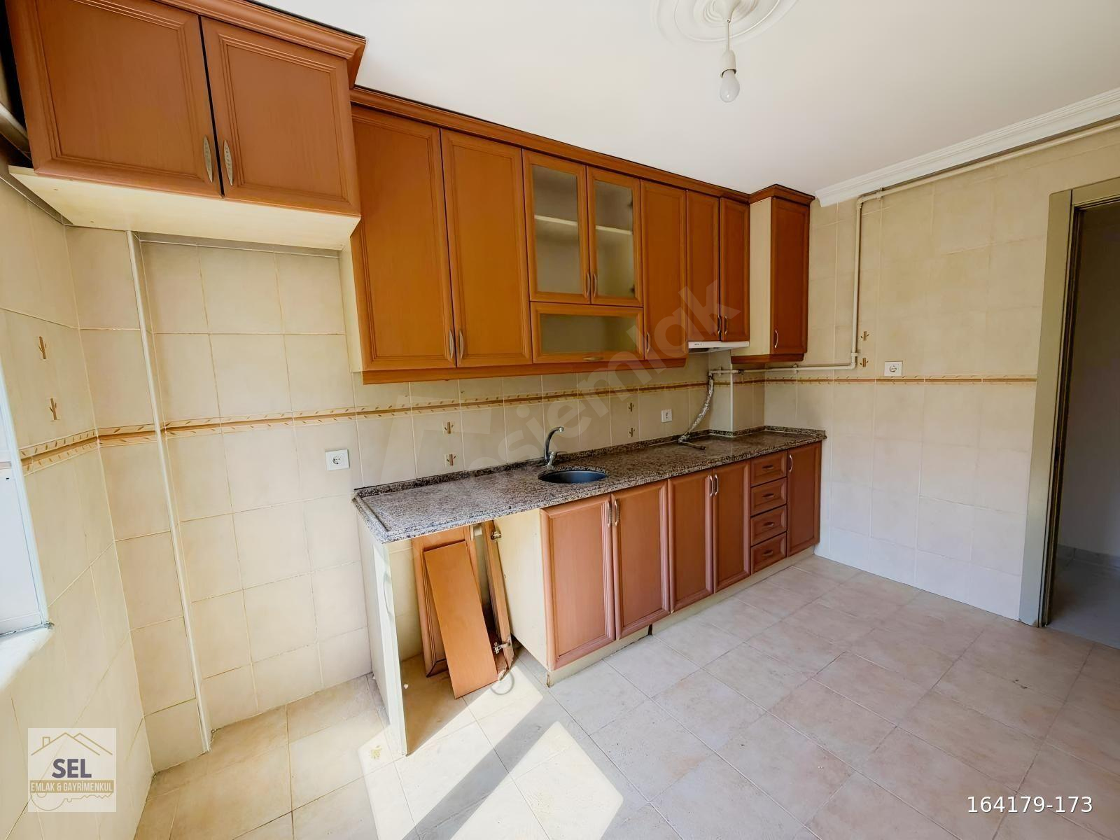 MERKEZEFENDİ HASTANESİ KARŞISI 3+1 KİRALIK DAİRE