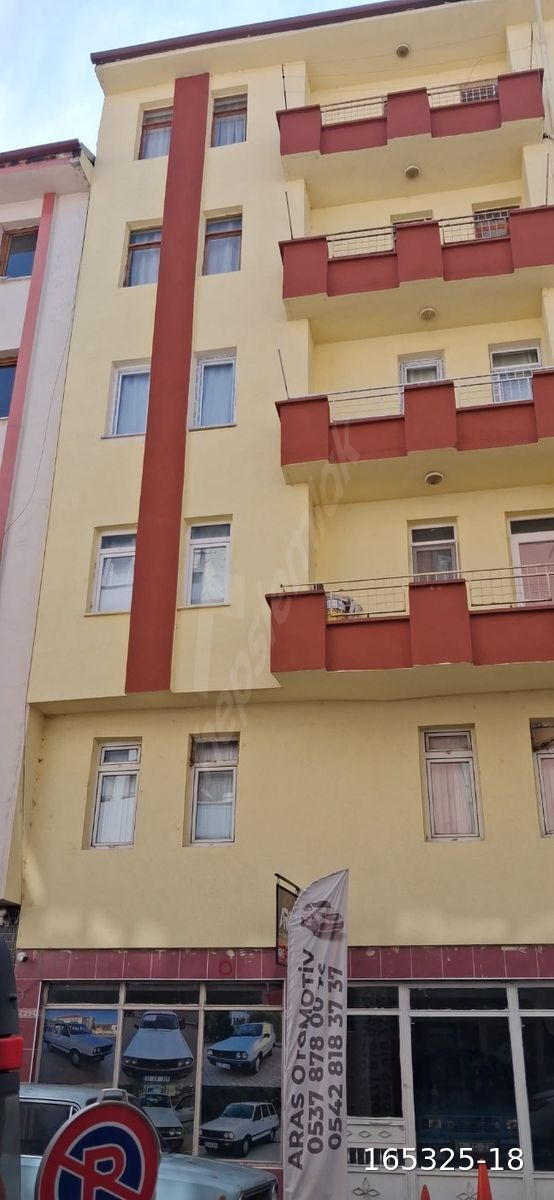 AKGÜN EMLAKDAN ** SATILIK DAİRE ** 2+1 bakımlı