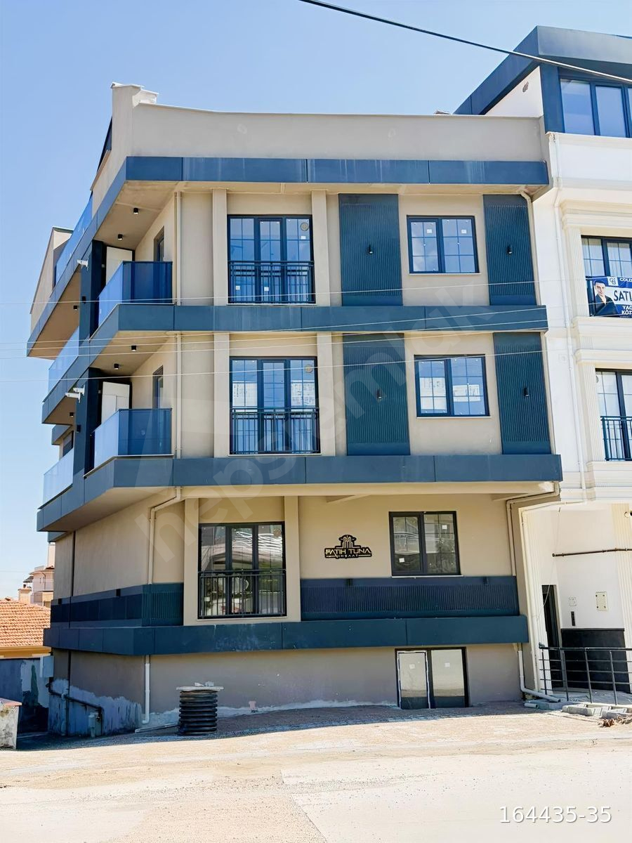 Gaziosmanpaşada Satılık Lüks 1+1 Daire