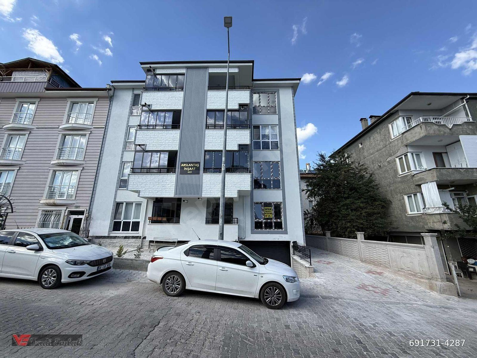 BAHÇELİEVLER MAHALLESİNDE SATILIK 2+1 DAİRE | VADİ EMLAK