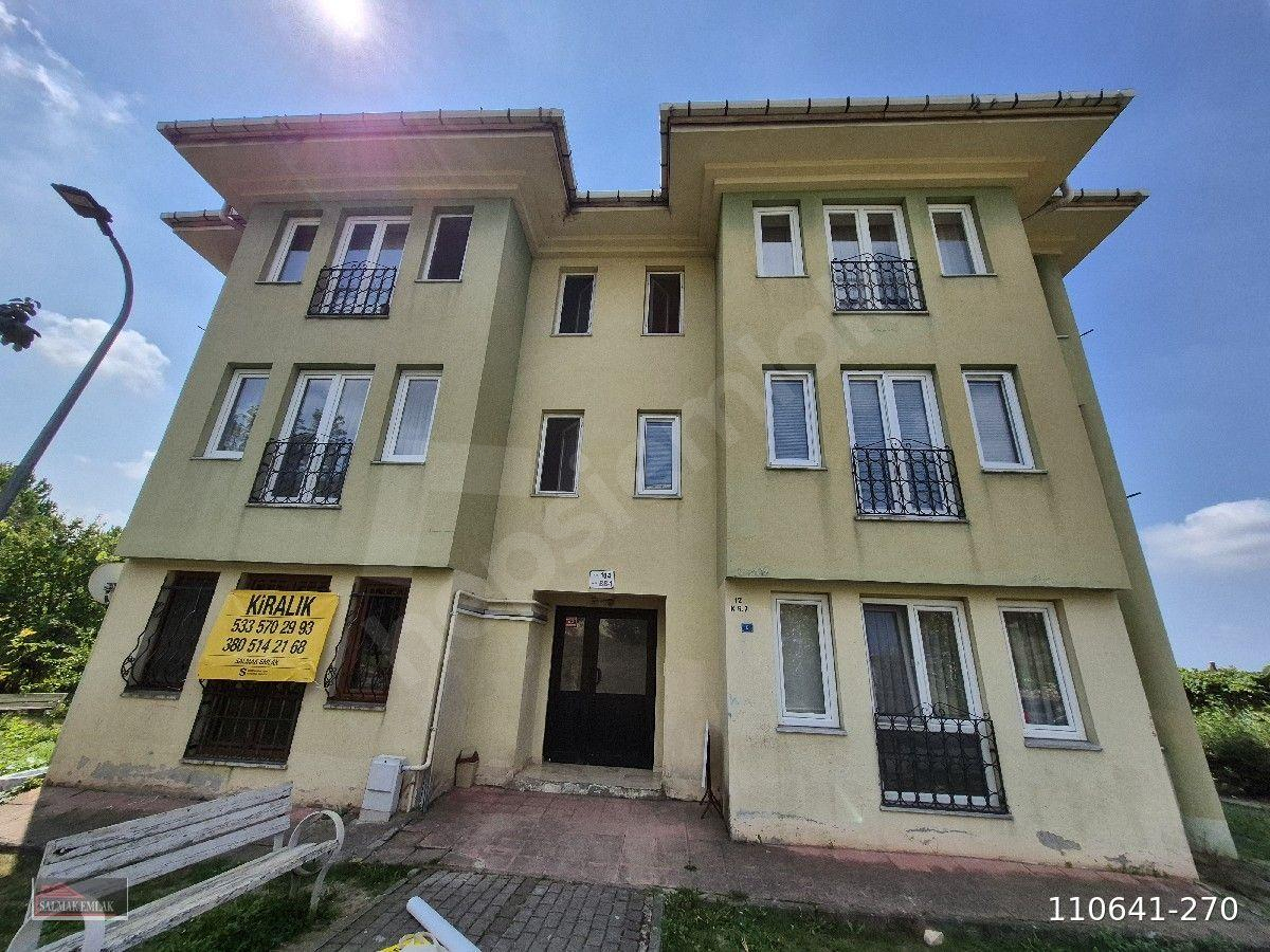 Bahçeşehir'de Kiralık Giriş Kat Daire
