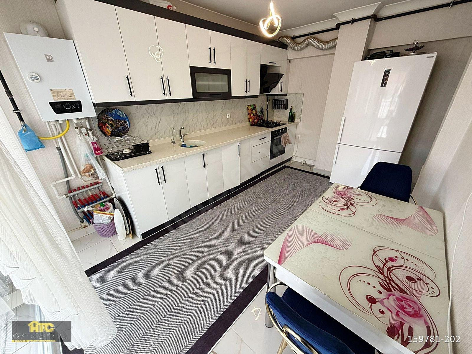 SAĞLIK OCAĞI ve MERKEZE YAKIN %80 KREDİLİ GÜNEY CEPHE YAPILI 3+1