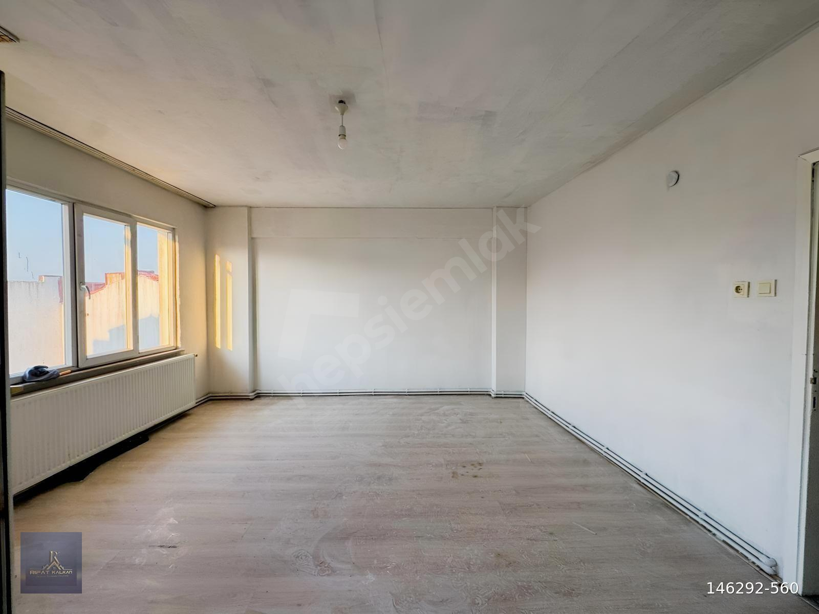 CEMALİYE PERŞEMBE PAZARİ CİVARİNDA 2+1 SATİLİK DAİRE