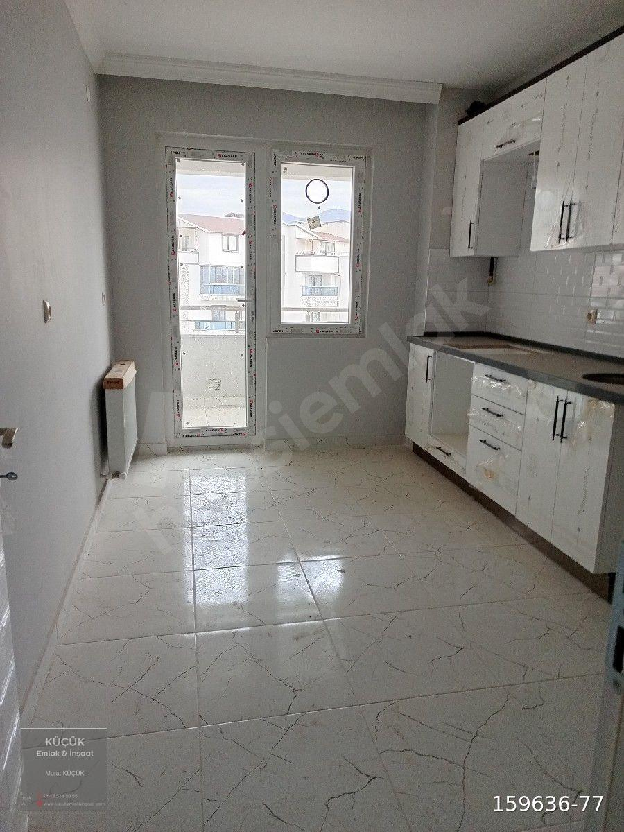 KÜÇÜK'TEN PERŞEMBE PAZARINA CEPHE SATILIK 4+1DUBLEKS