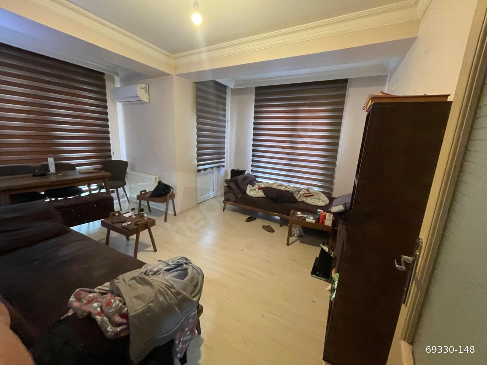 VANEden GÜNGÖREN GÜNEŞTEPEDE SATILIK ARAKAT DAİRE