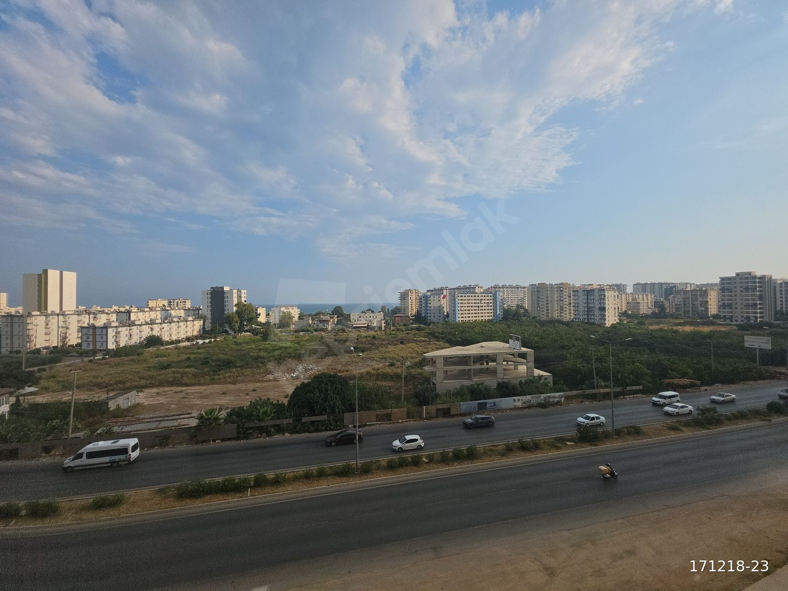 DENİZ MANZARALI 2+1 KÖŞE DAİRE TÖMÜK MAH.