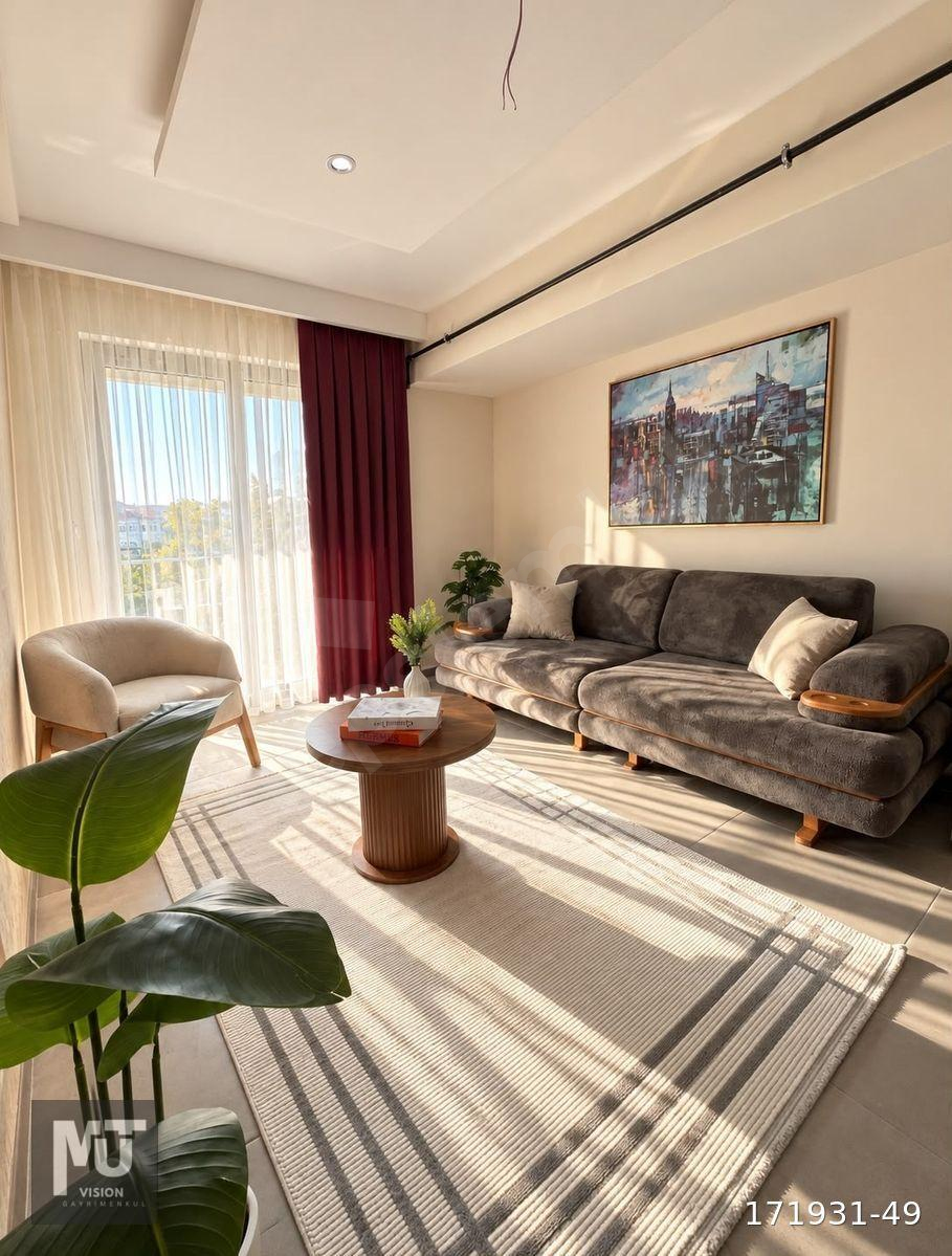 ÜNİVERSİTEDE DEĞERLİ LOKASYON! CADDE ÜZERİ, HOME OFİSE UYGUN 1+1