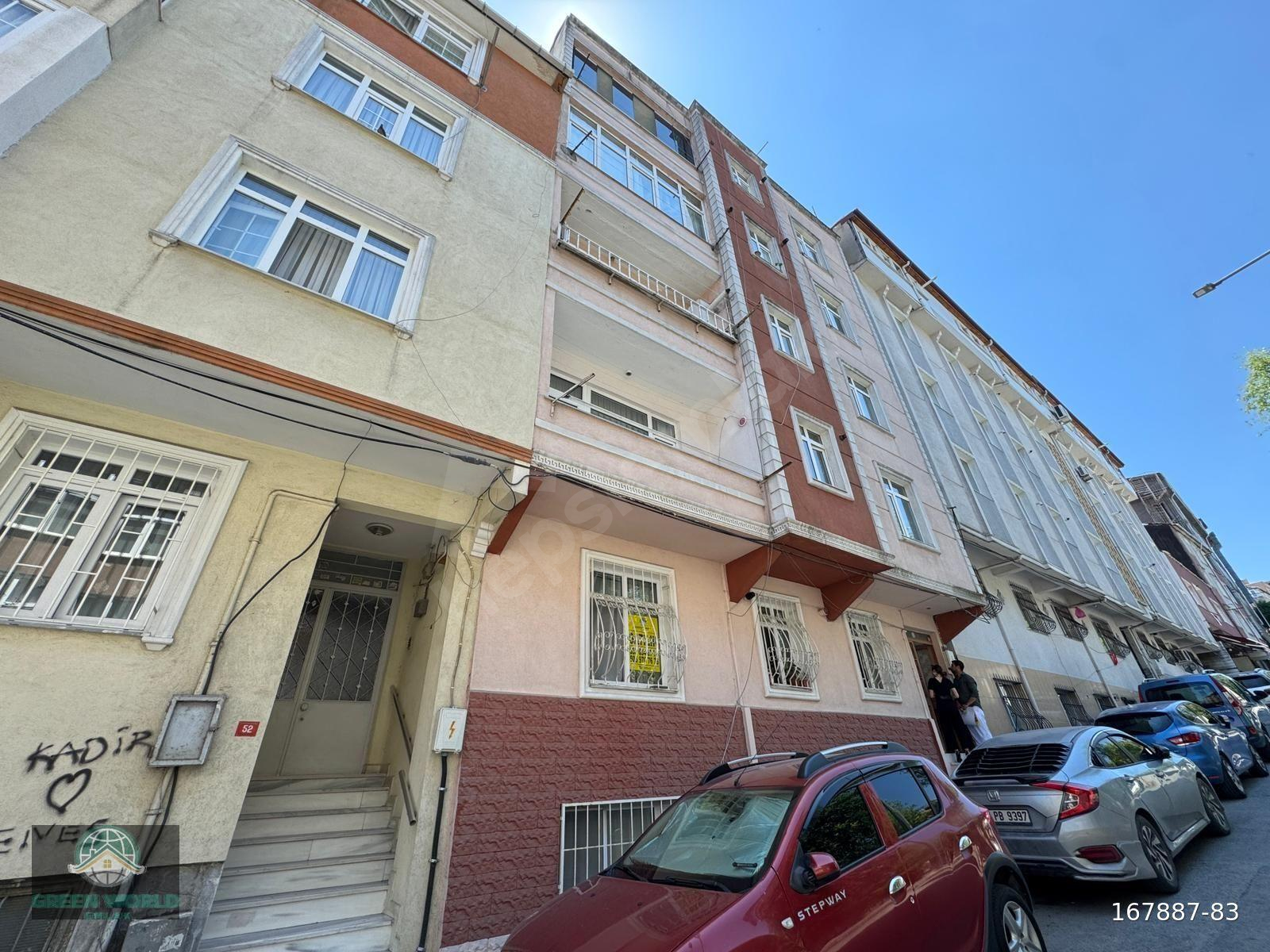 BAĞCILAR BARBAROS MAH. MÜKEMMEL KONUMDA 2.5+1 DAİRE