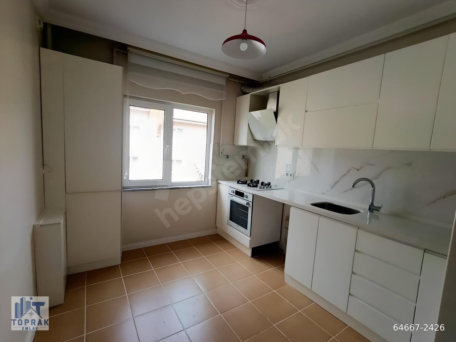 TOPRAK EMLAK'TAN VADİŞEHİR'DE KİRALIK KİLERLİ GENİŞ 2+1 DAİRE