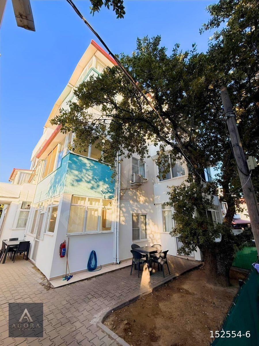 Agora Emlaktan Örende Full Eşyalı, Doğalgazlı, Klimalı 1+1