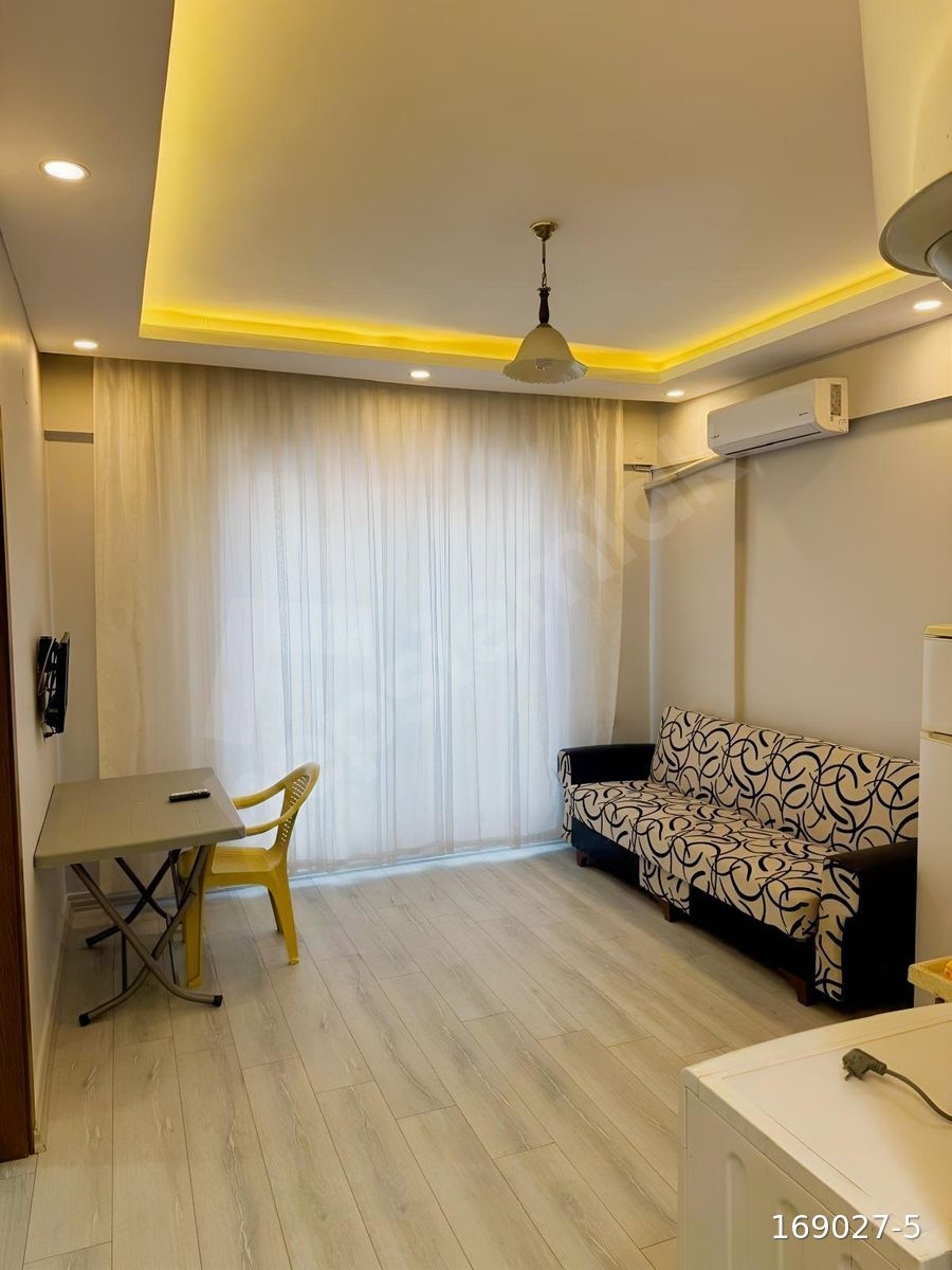 ''KAMPÜS'' (ÜNİVERSİTE CADDESİNDE) EŞYALI SATILIK 2+1 DAİRE