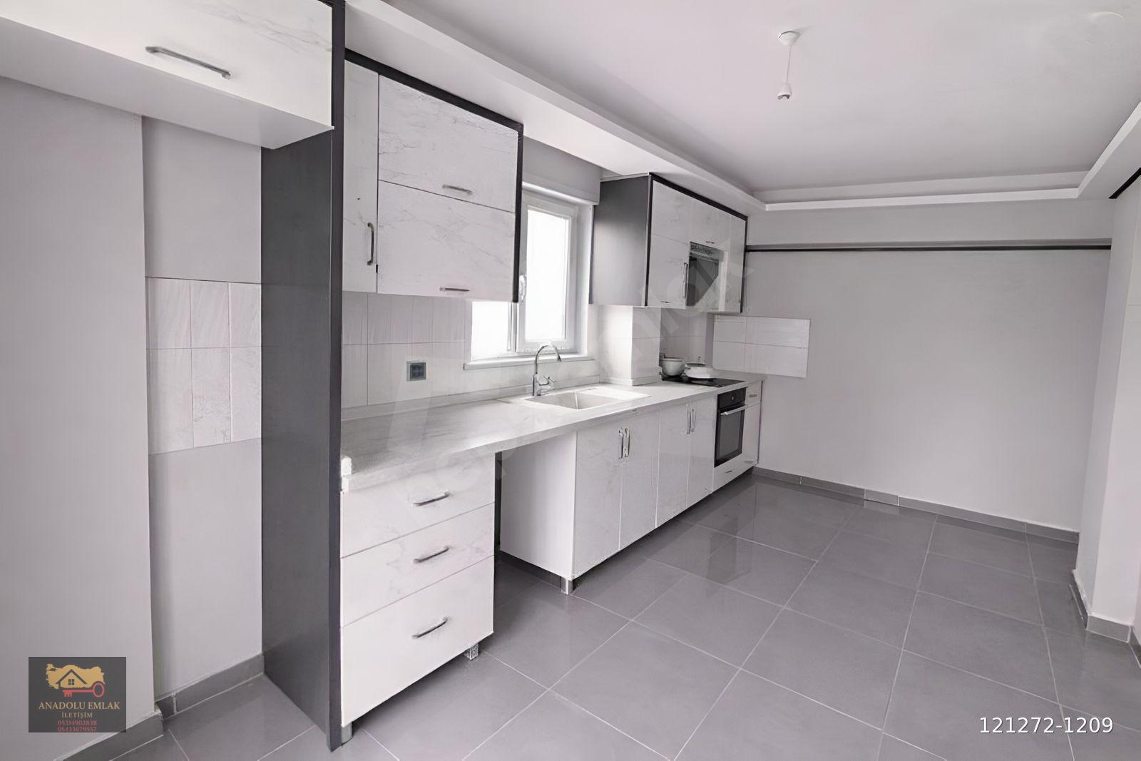 ANADOLU EMLAK'TAN CAĞDAŞ SOK .SALON BAĞIMSIZ ,KATTA 3+1 ÖN CEPHELİ ,ASANSÖRLÜ FERAH.GENİŞ DAİRE
