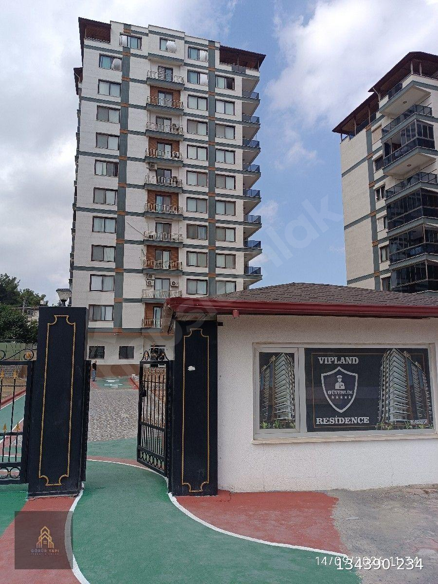 GÖRÜR EMLAK' dan VİPLAND Sitesinde 3+1 Amerikan Mutfaklı Net 165 m2 Satılık Daire
