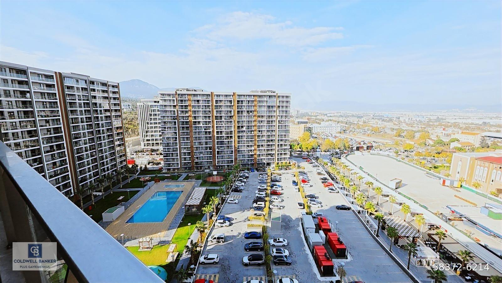 Manisa Meydan Sitesi Havuz Cephe Satılık 1+1 Daire