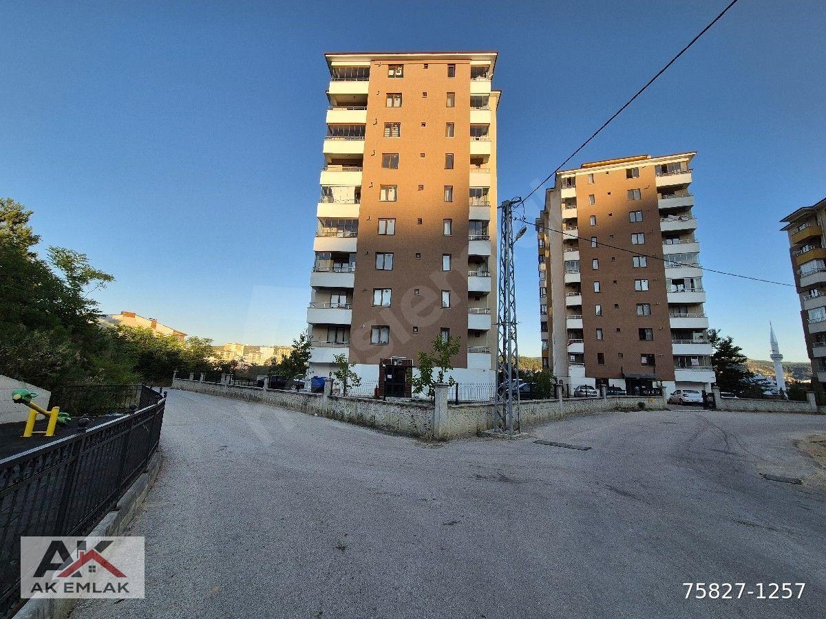 AK EMLAKTAN SALI PAZARI KARŞISINDA SİTE İÇİ 2+1 KİRALIK DAİRE