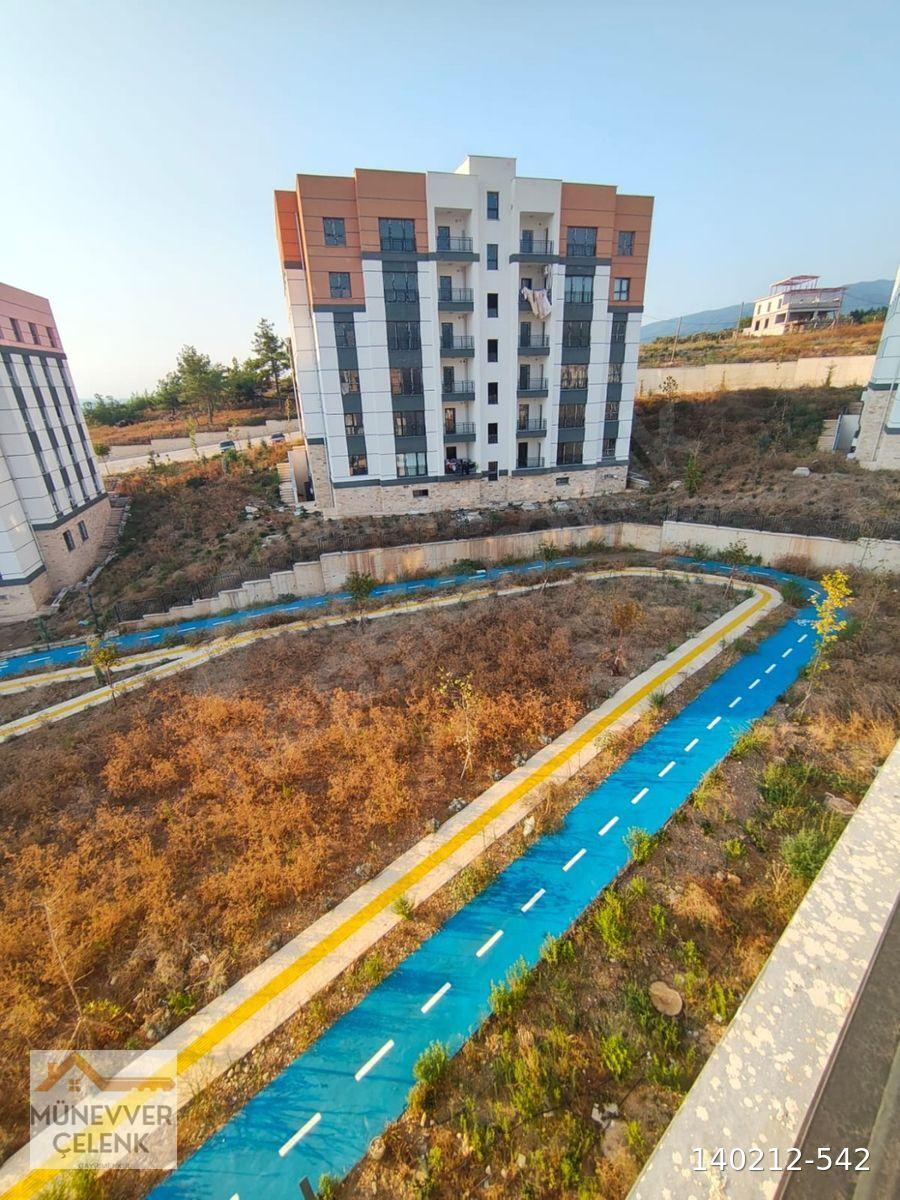 MÜNEVVER ÇELENK GAYRİMENKUL KUZUCULU TOKİ 5 ETAP GB9 KİRALIK 3+1 DAİRE