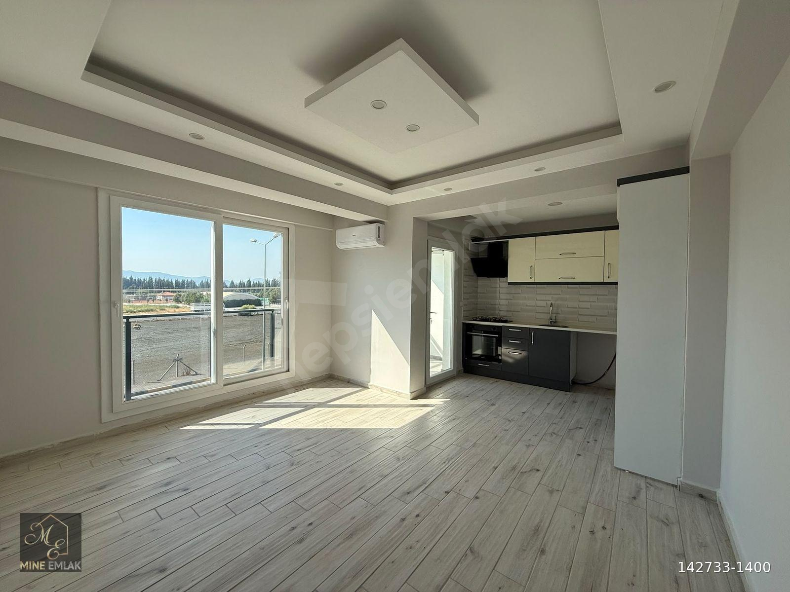 MİNE EMLAK'TAN HÜKÜMET KONAĞI KARŞISINDA KİRALIK 1+1 DAİRE