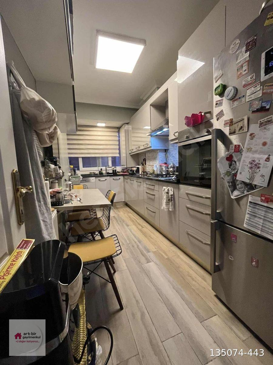İÇERENKÖY MERKEZDE SATILIK 3+1 DAİRE