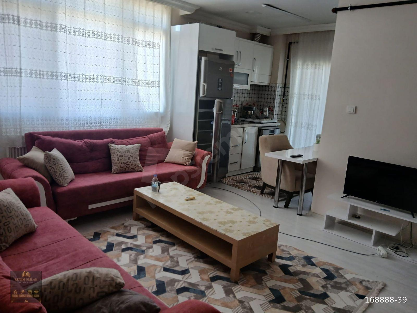 BENİM EMLAK'TAN HÜRRİYET MAHALLESİNDE EŞYALI KİRALIK DAİRE