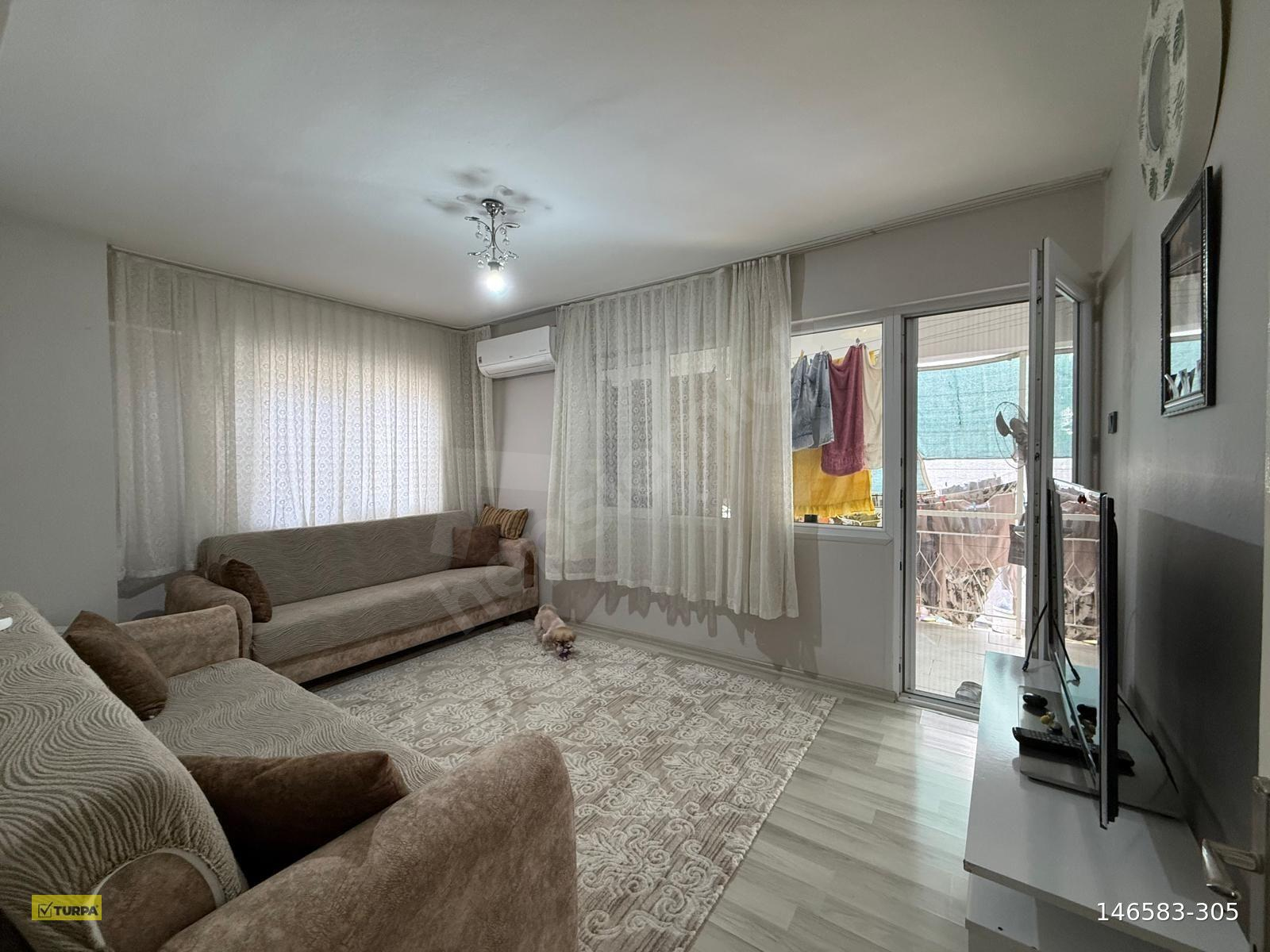 Turpa Balçova'dan,Ata Caddesi Yakını 3+1, Satılık Daire