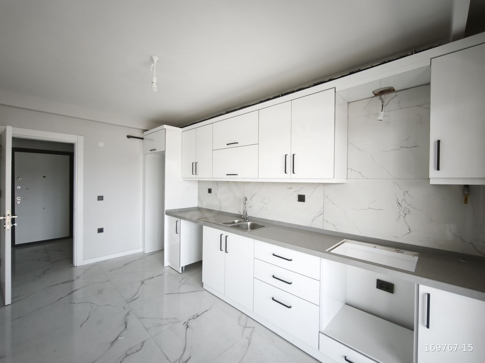 NİLÜFER AKÇALAR'DA BUTİK SİTEDE 3+1 LÜKS DUBLEKS SATILIK DAİRE